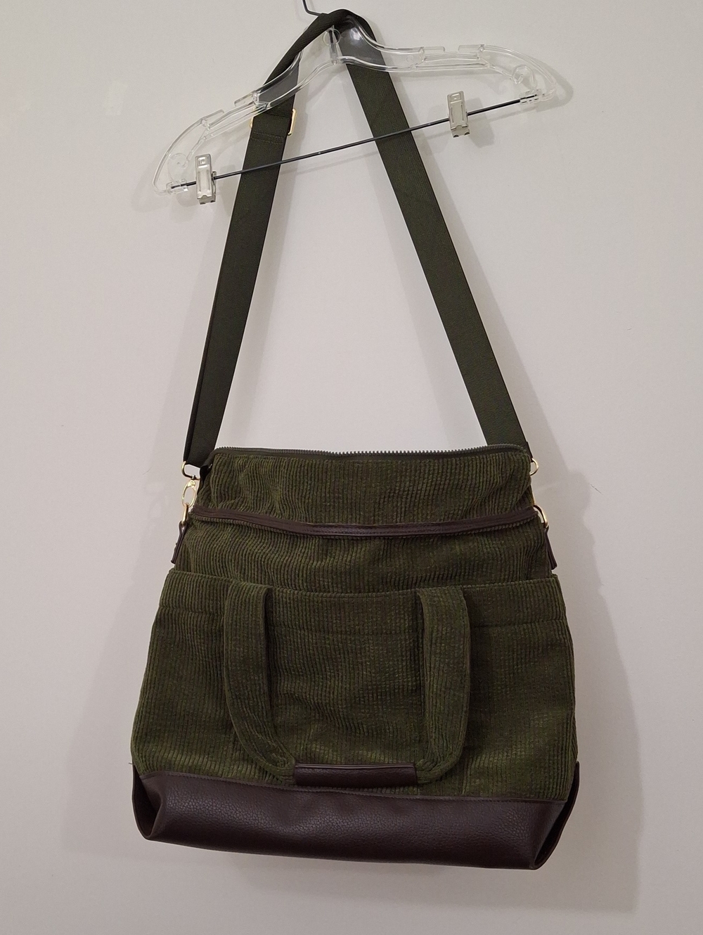 Martha Srewart Olive Green Corduroy Shoulder Bag with Brown Trim - Unbranded